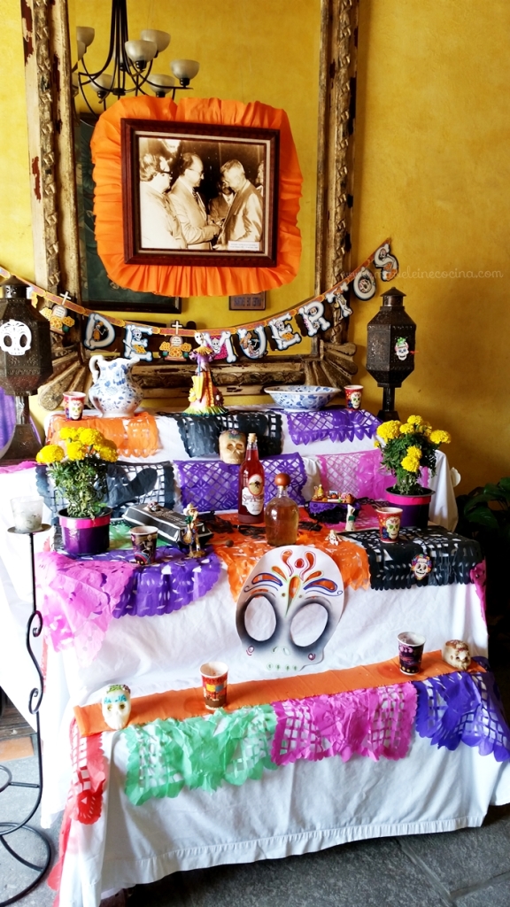 Altar de muertos en el hotel